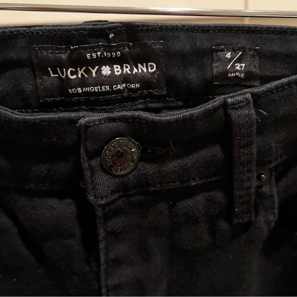 Lucky Brand Mid Rise Ava Skinny Jeans in Black
